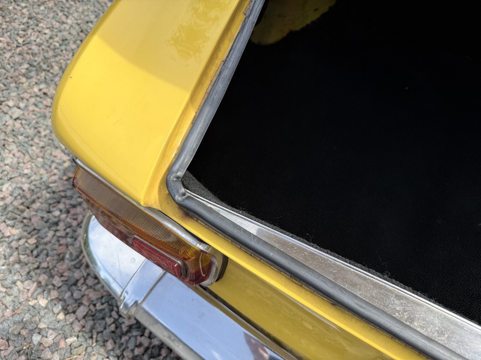 Interior image of 1974 Alfa Romeo GT 1600 Junior