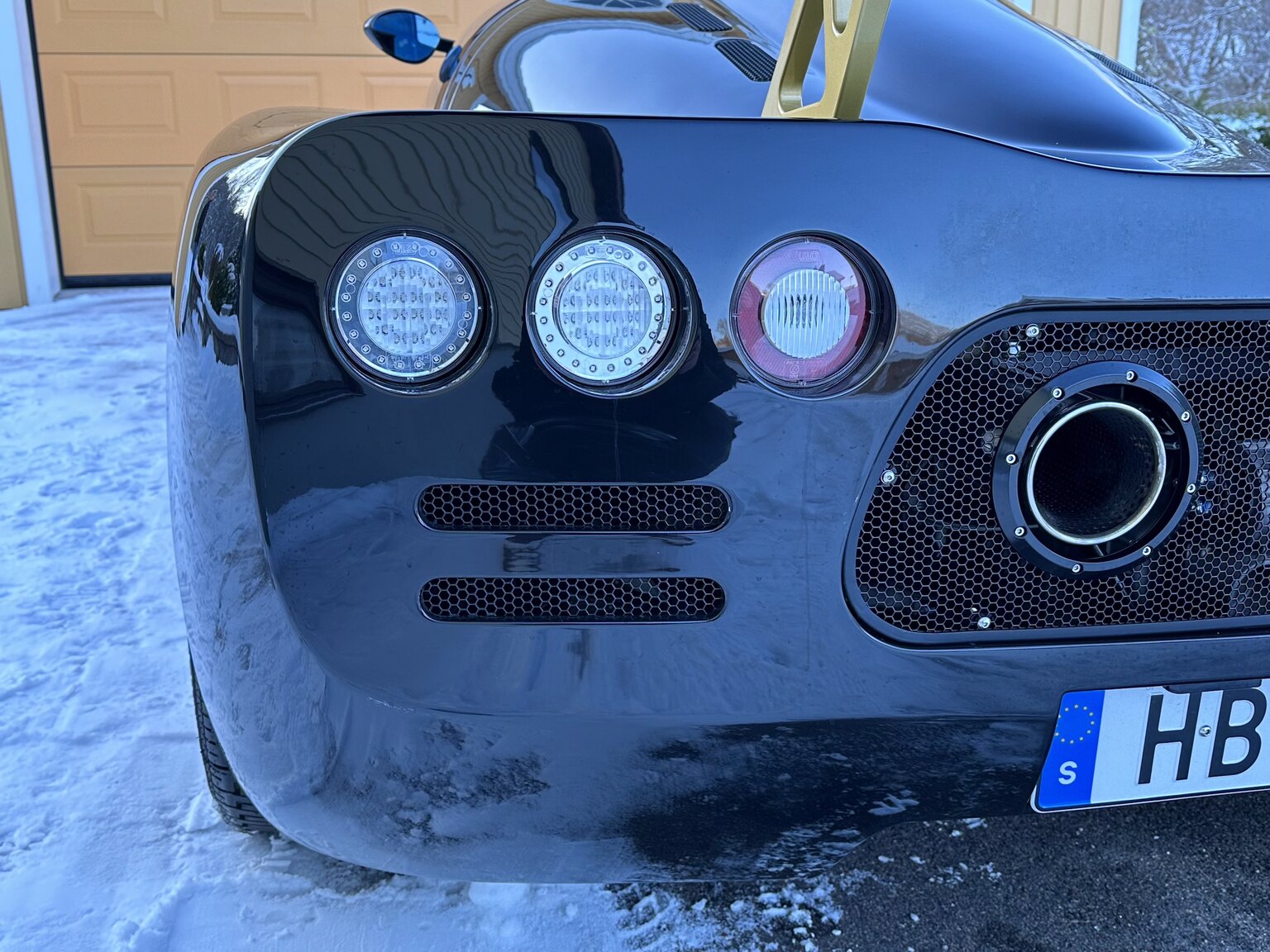 Exterior image of 2021 Ultima Evolution LS3