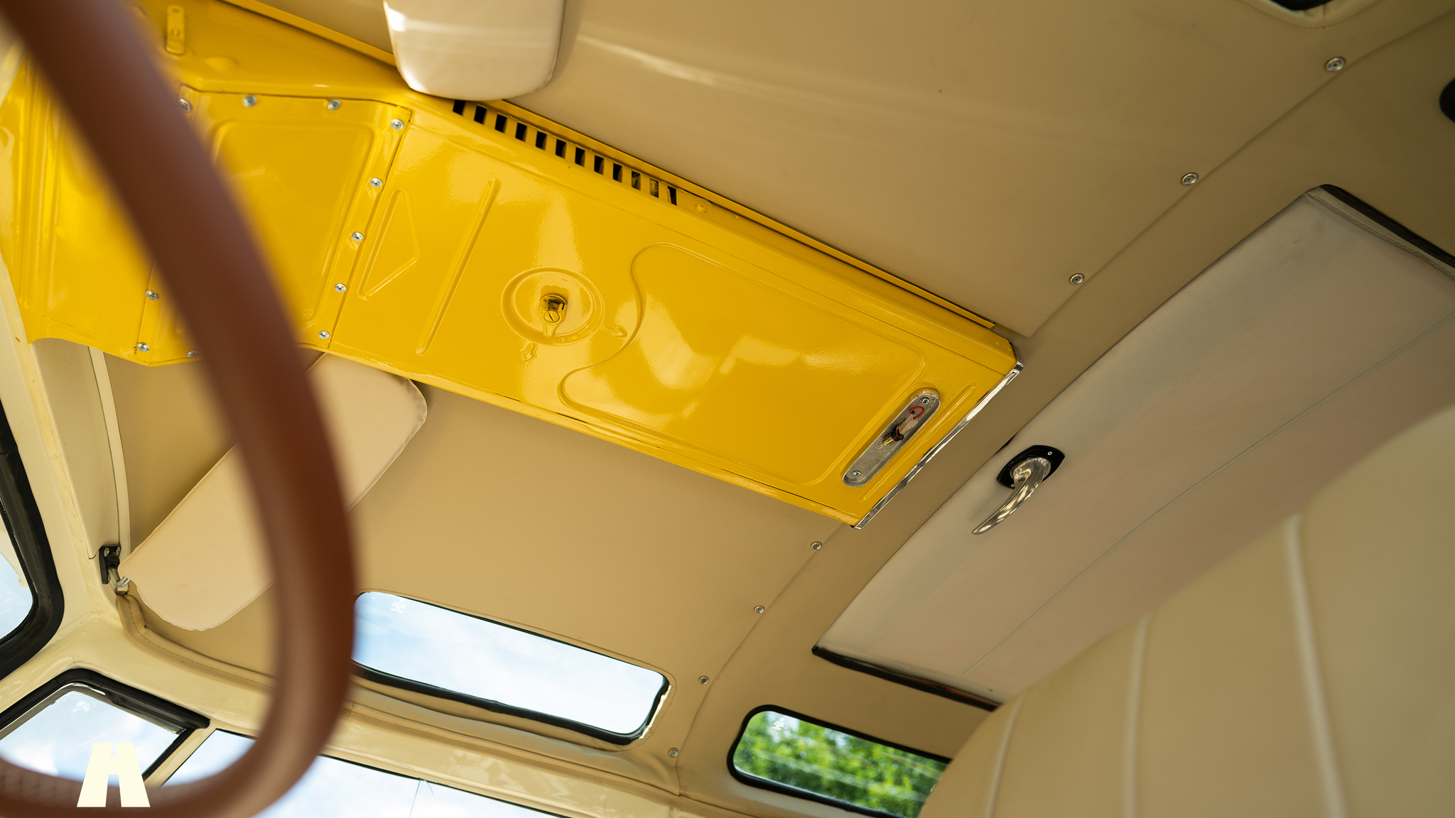 Interior image of 1974 Volkswagen T1 Split Window  