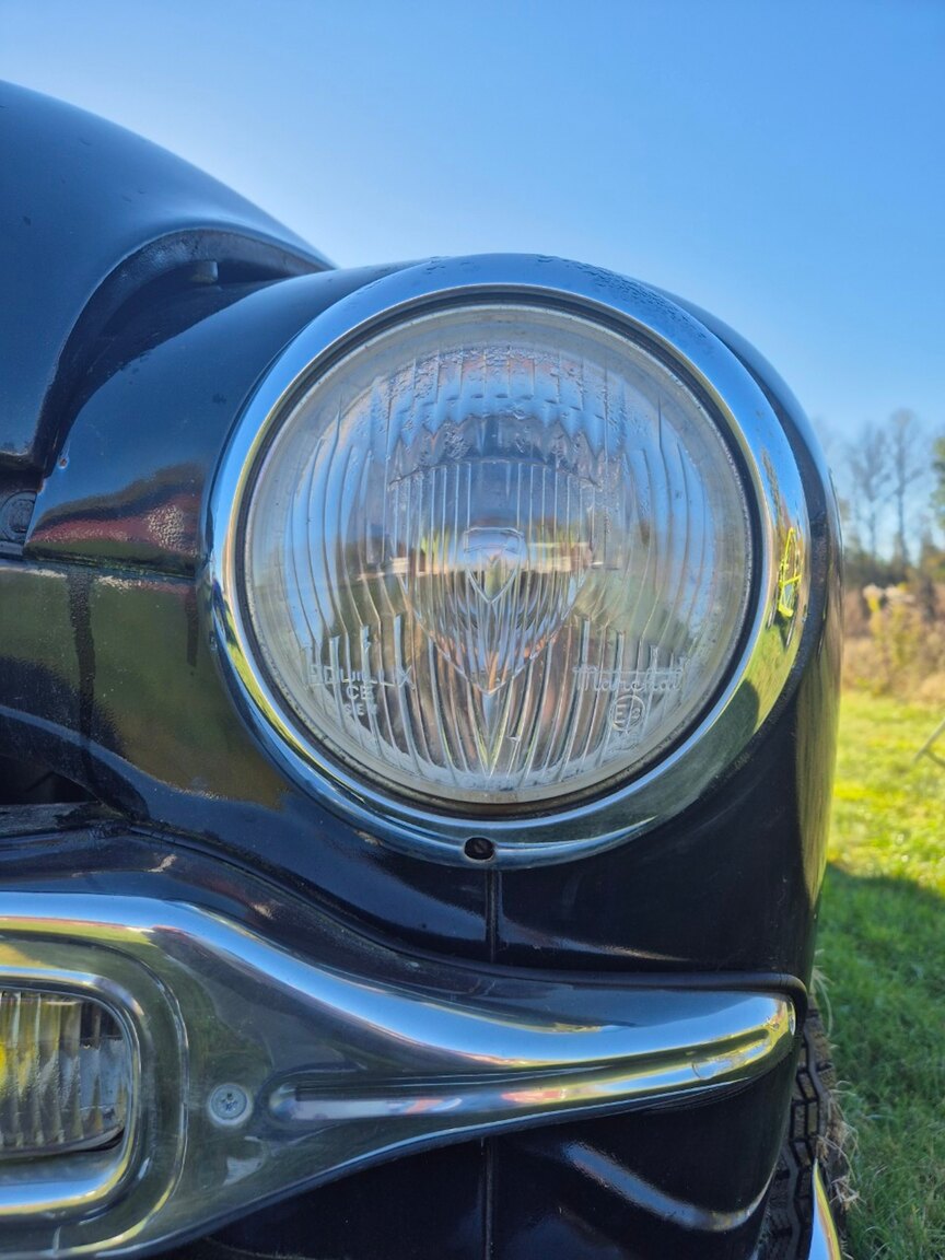 Aussenfoto 1954 Ford Vedette 3.9 V8