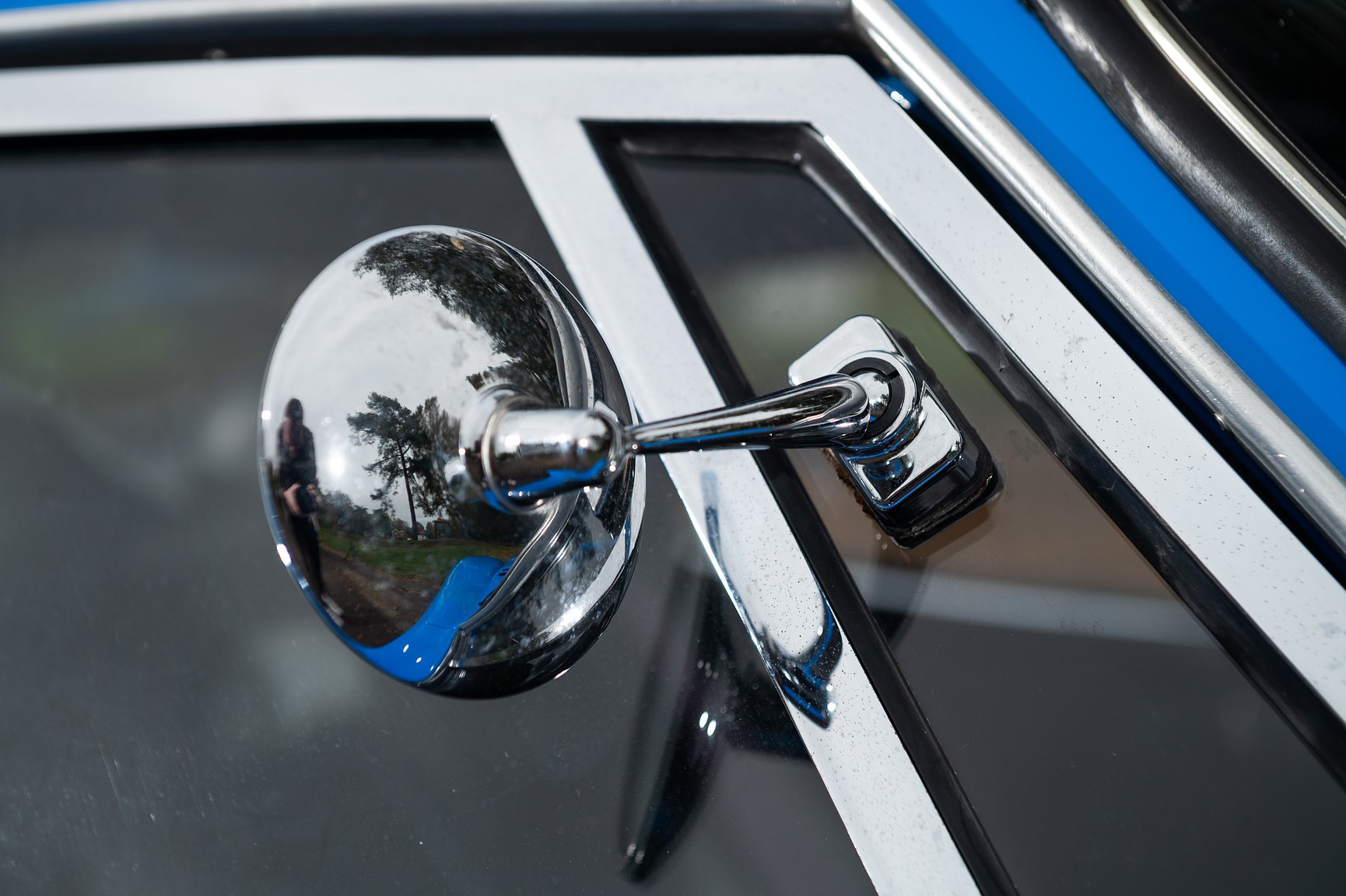 Aussenfoto 1969 Marcos 3000 GT