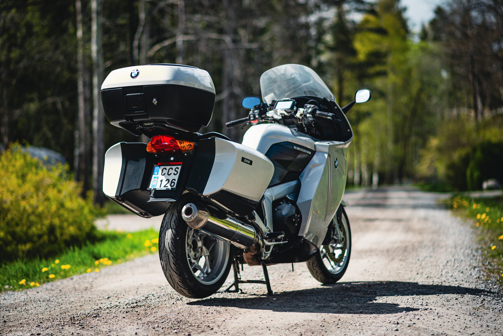 Exterior image of 2006 BMW K 1200 GT 