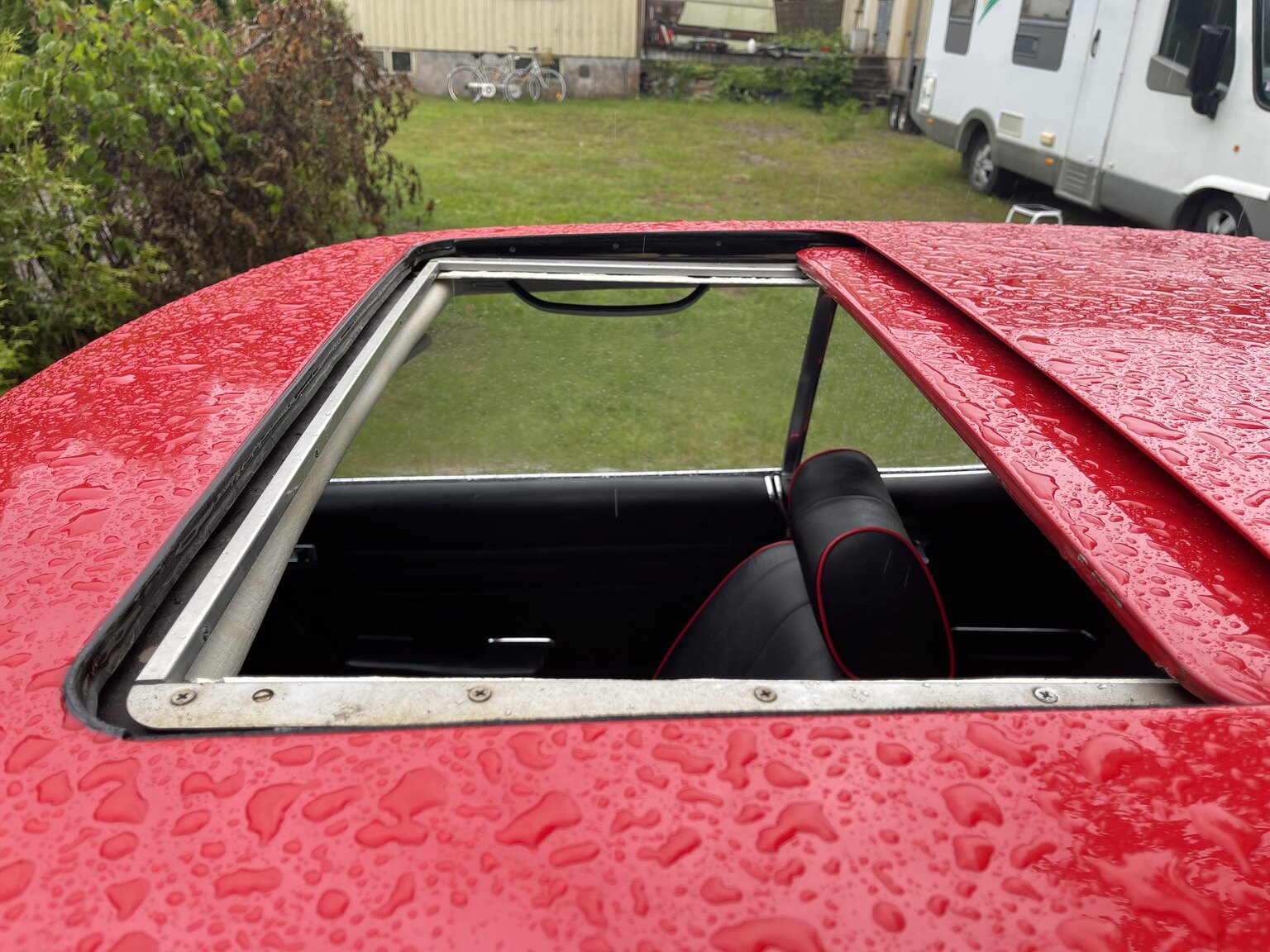 Innenraumfoto von 1973 Mercedes 350 SLC