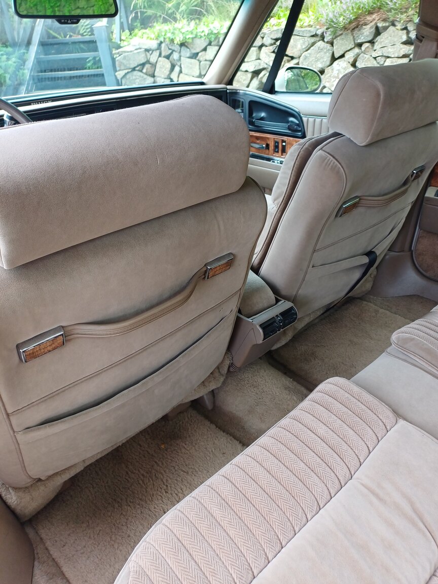 Interior image of 1992 Buick Park Avenue