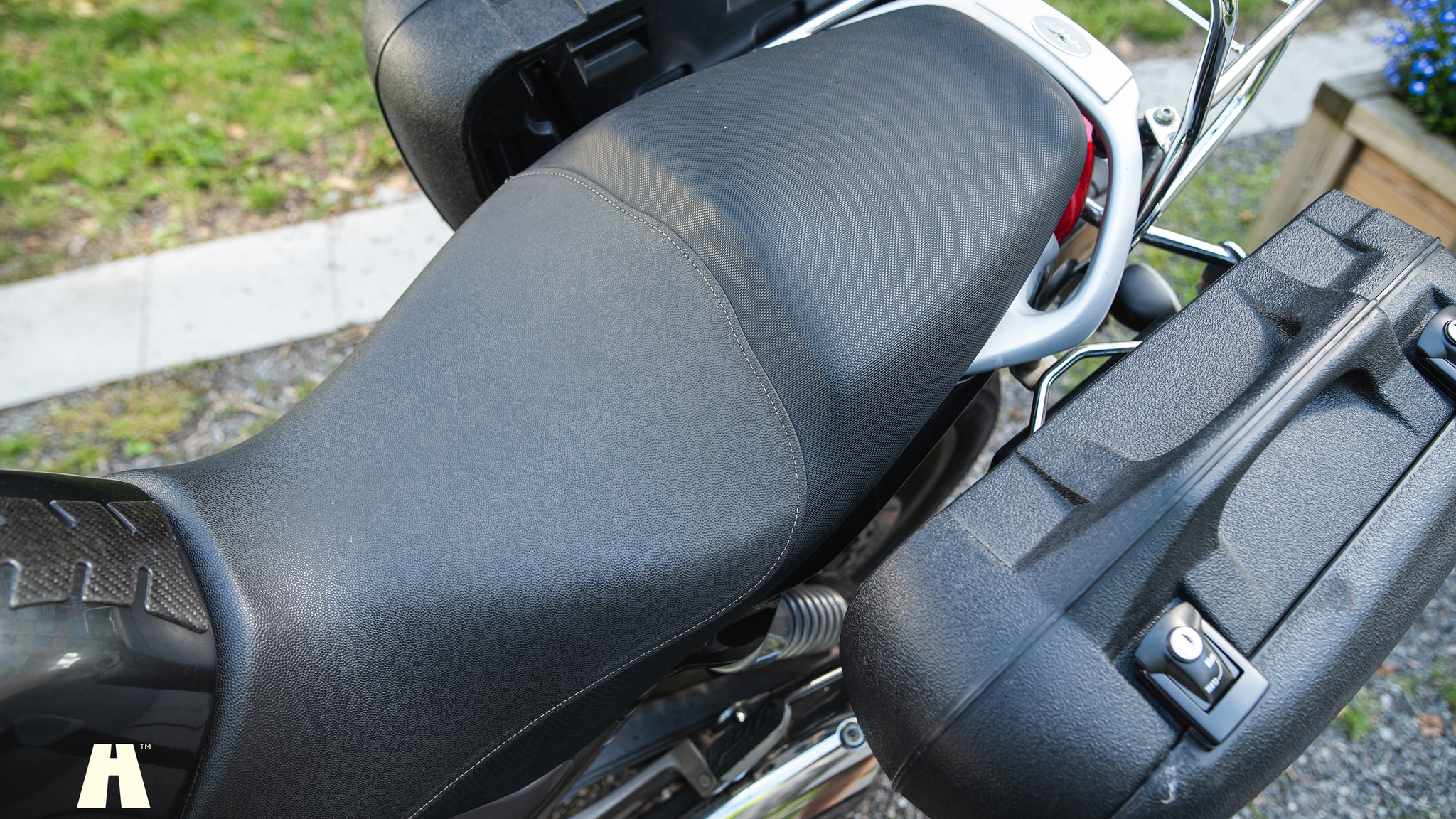 Aussenfoto 2005 Moto Guzzi Breva 750i
