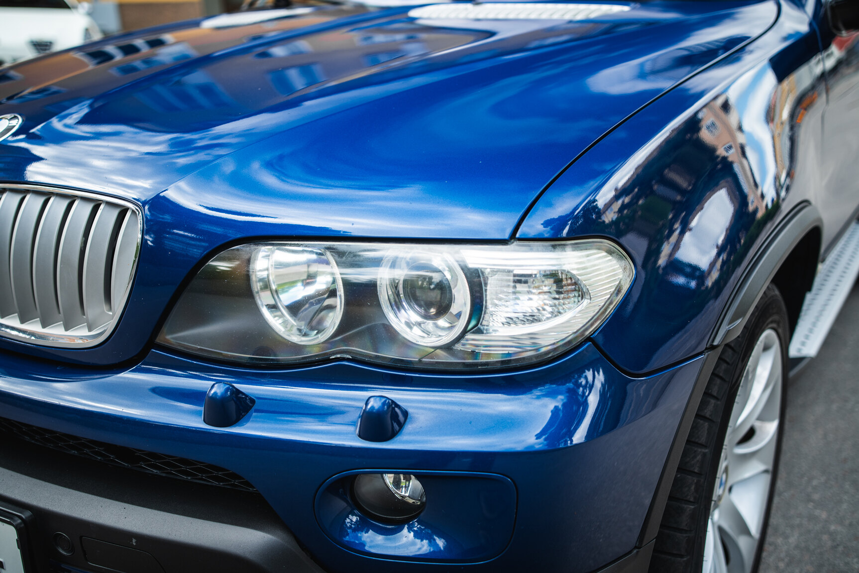 Exterior image of 2005 BMW X5 4.8iS E53 LCI