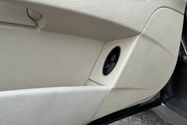 #<Image:0x00007f2ff2858c10>