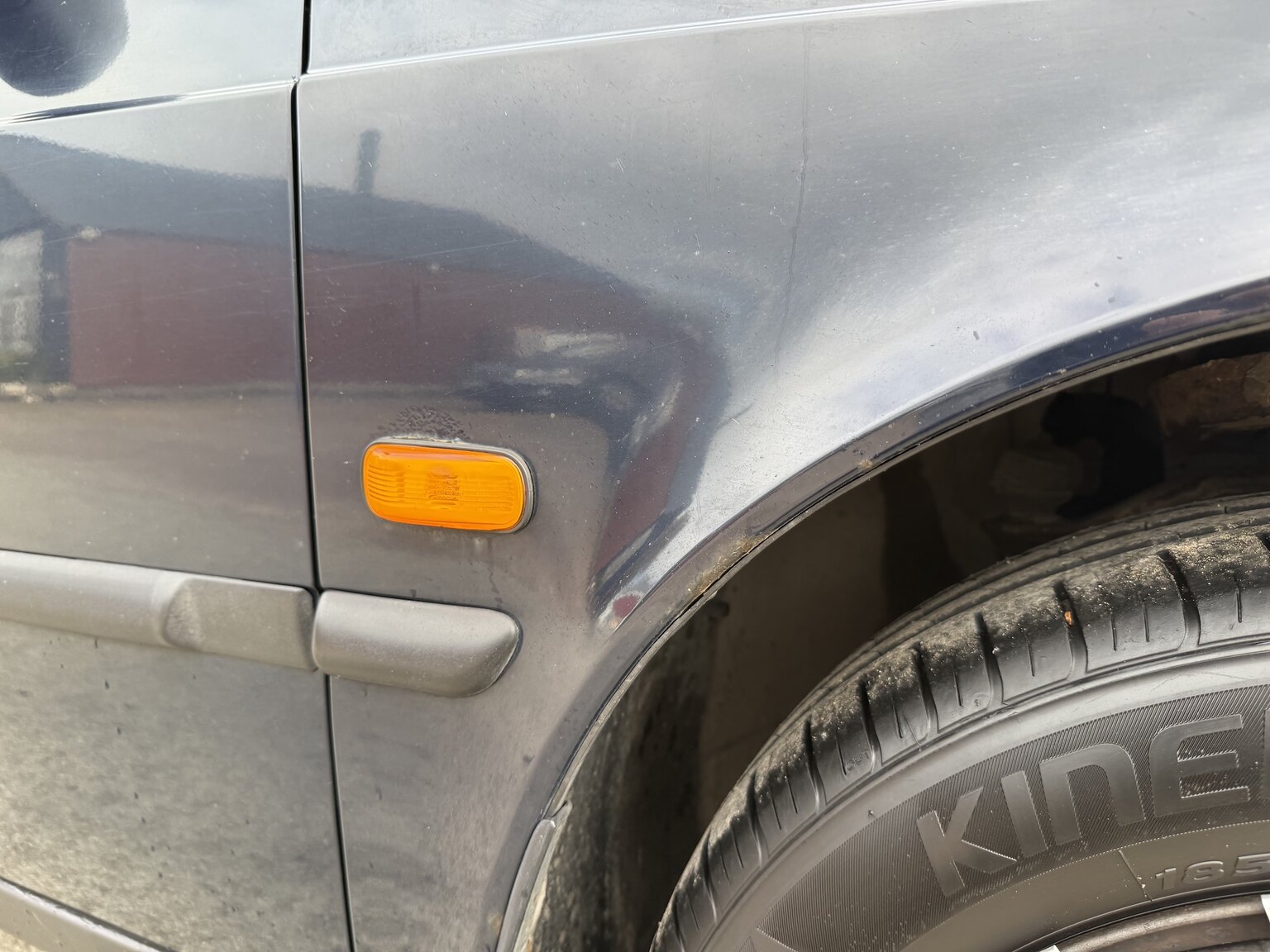 Exterior image of 1997 SAAB 900