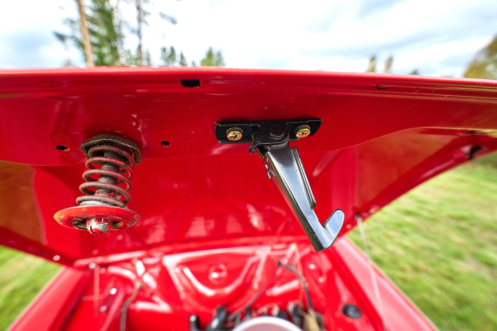 Image of 1966 Ford Cortina GT mechanics