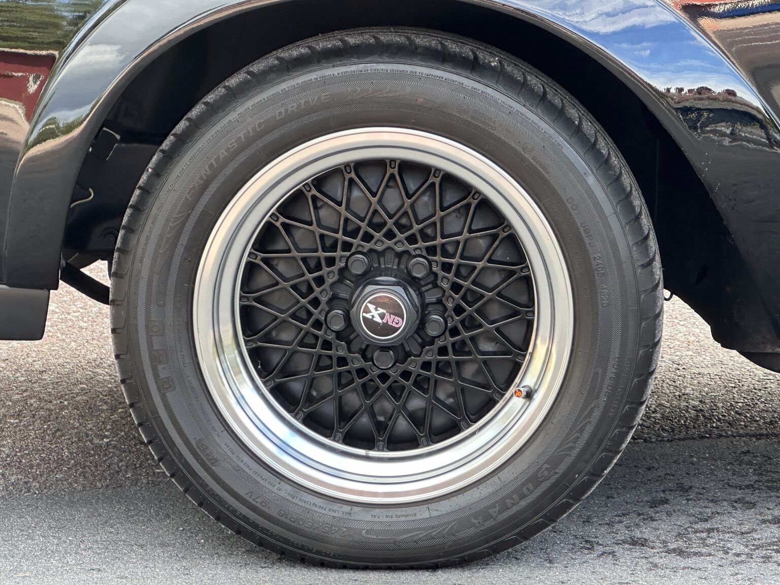 Exterior image of 1987 Buick Grand National "GNX" (4)