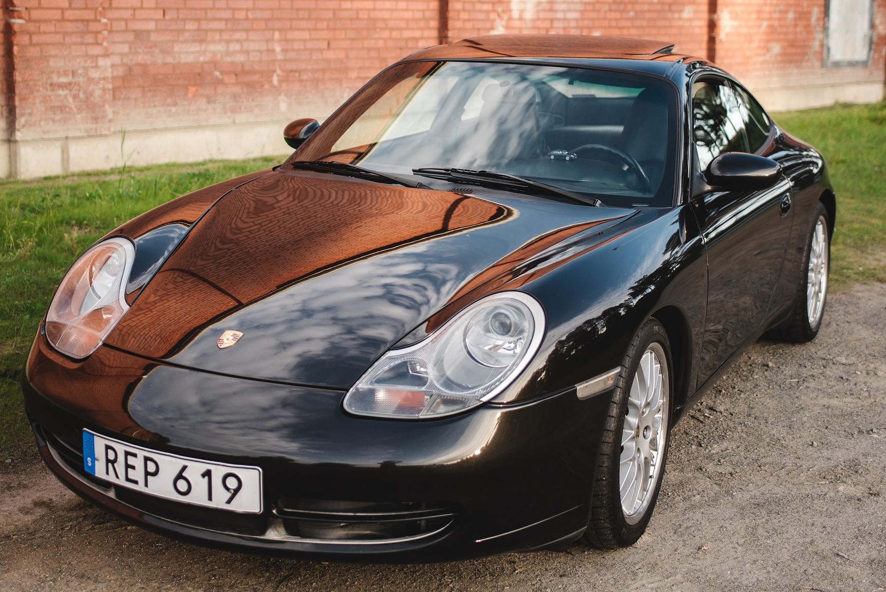 Exteriörbild på 1998 Porsche 996 Carrera 