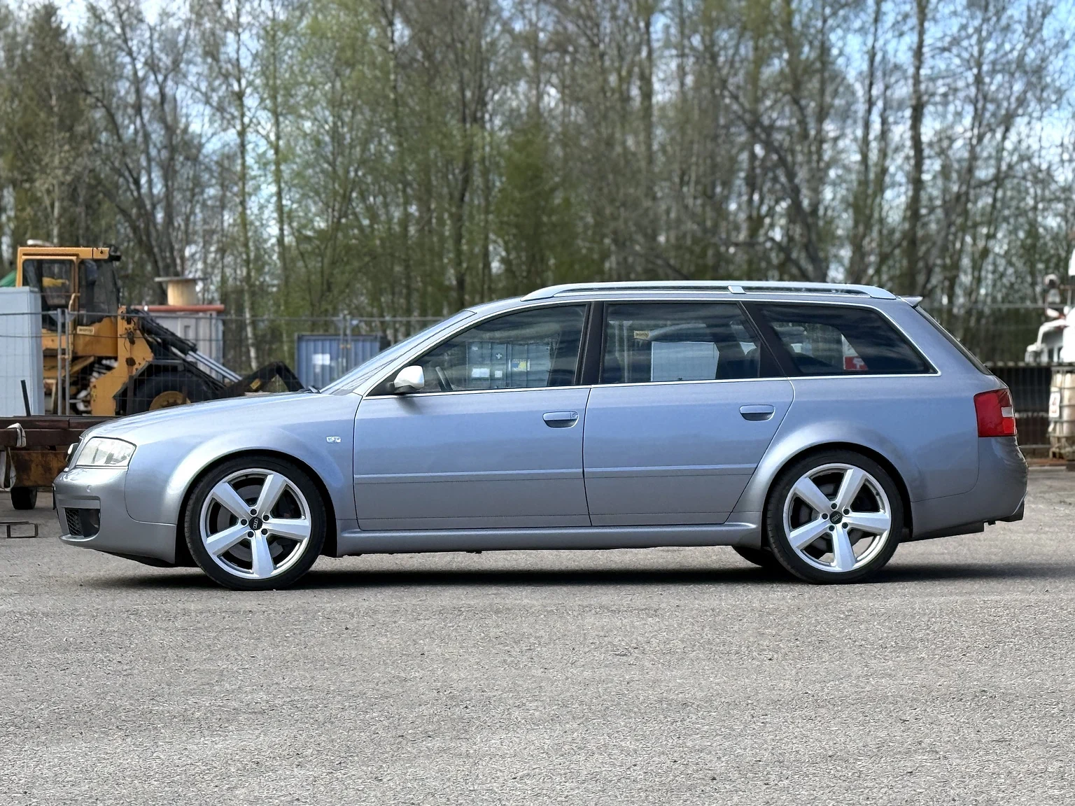 Aussenfoto 2002 Audi RS 6 Avant (4)