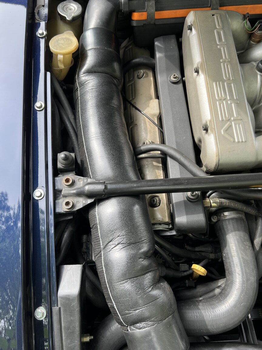 Image of 1993 Porsche 928 GTS mechanics
