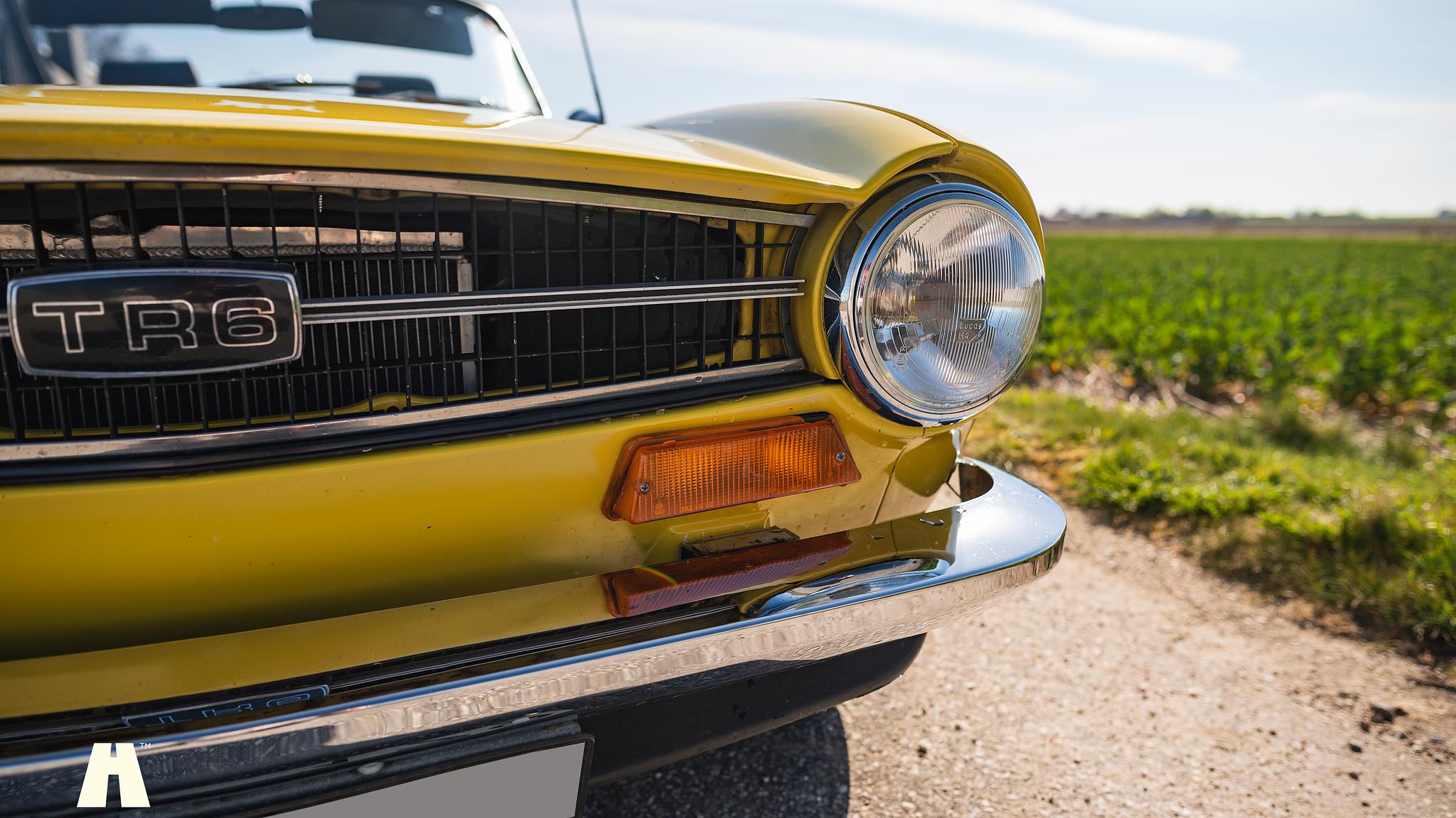 Exteriörbild på 1974 Triumph TR6 (19)
