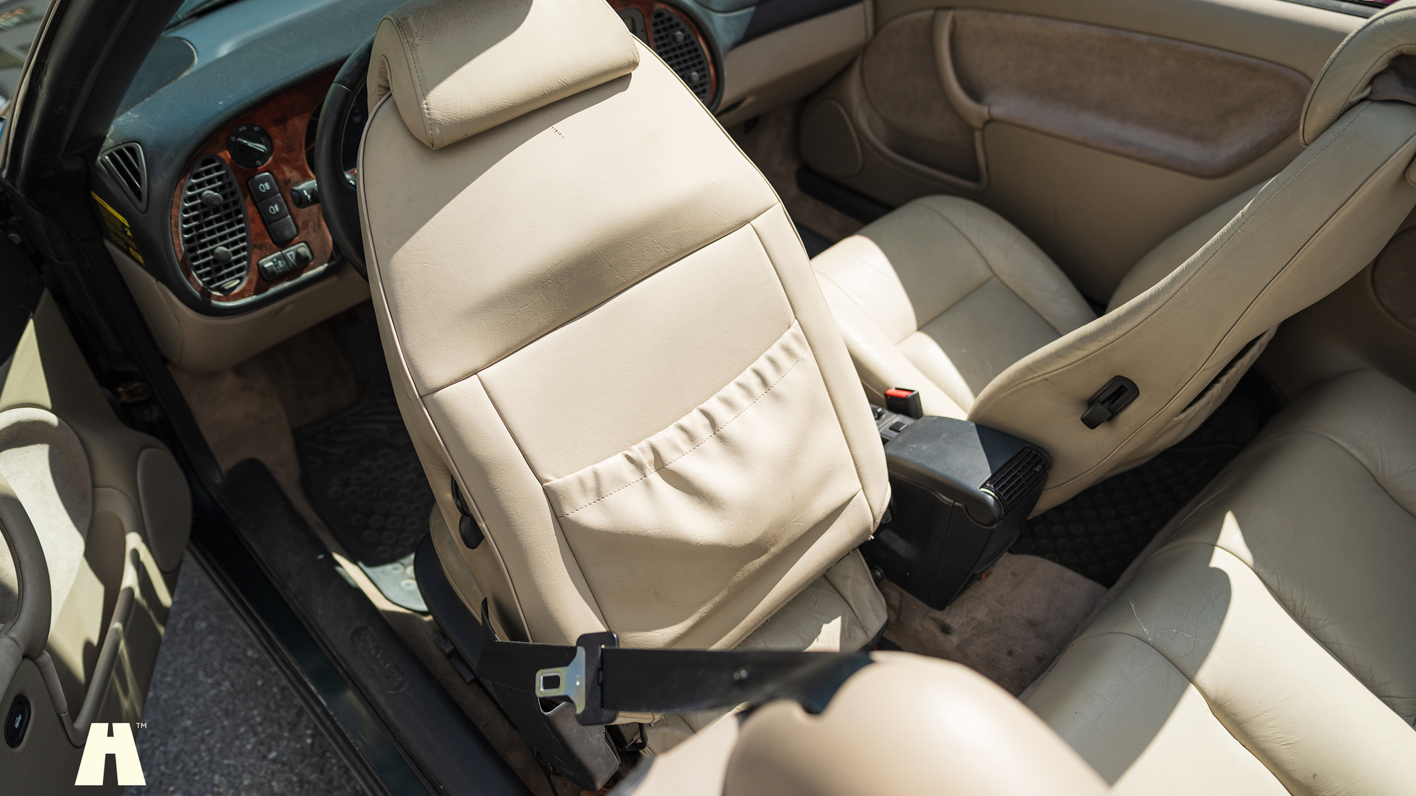 Interior image of 1995 SAAB 900 SE V6 Automat