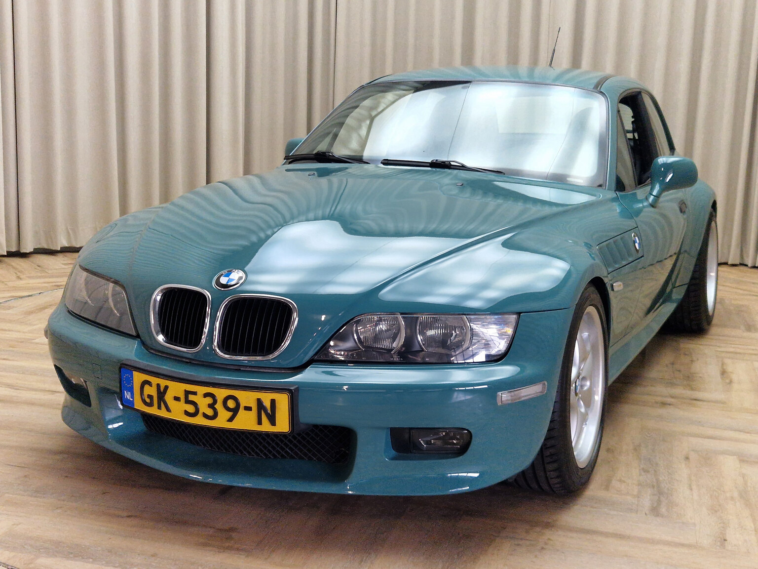 Exteriörbild på 2000 BMW Z3 Coupé 3.0