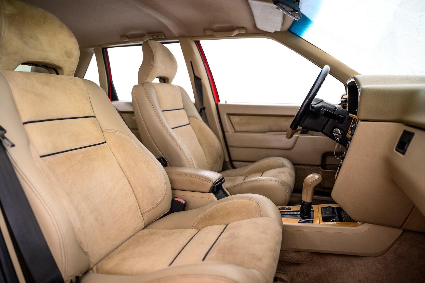 Interior image of 1996 Volvo 850 R