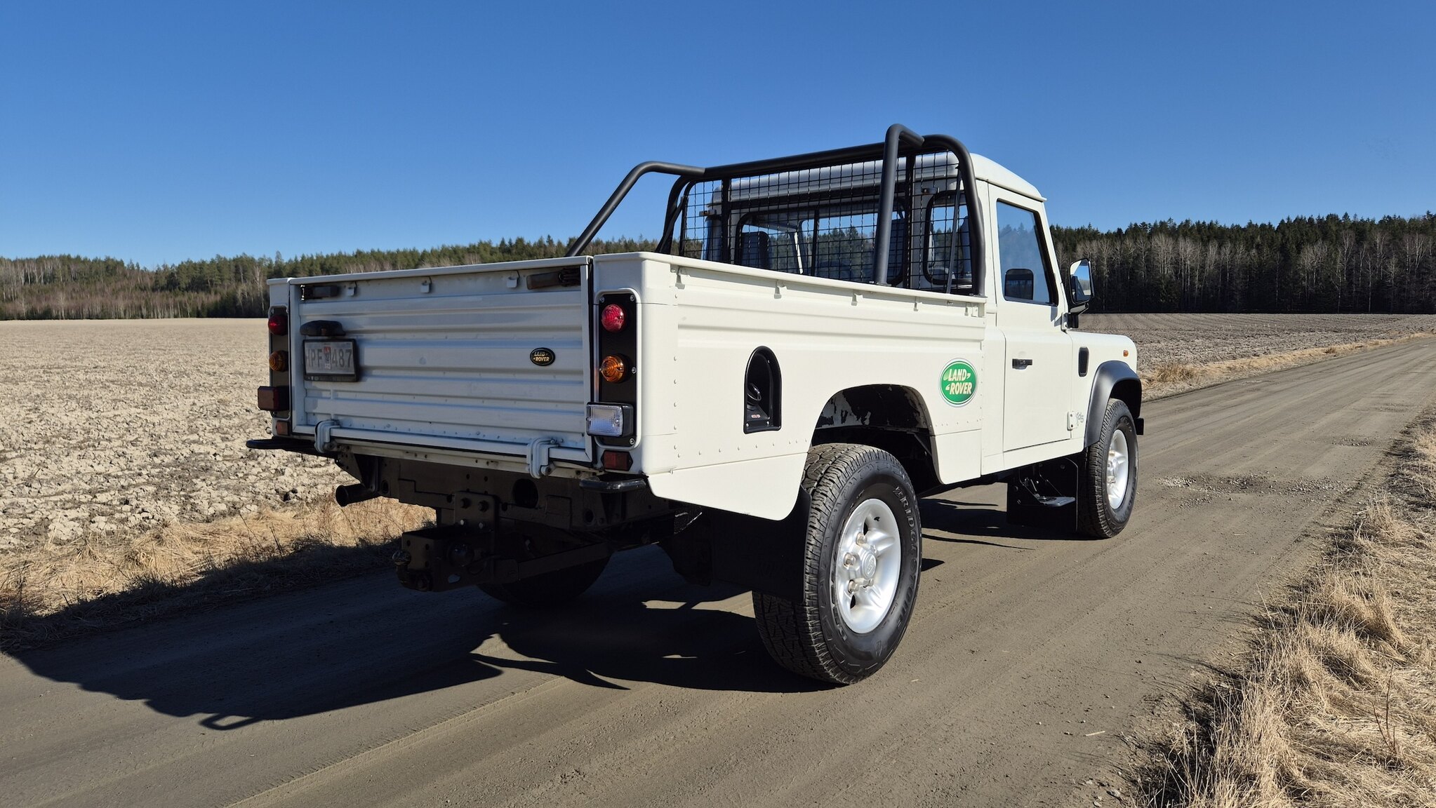 Exterior image of 1999 Land Rover Defender Single Cab Pickup