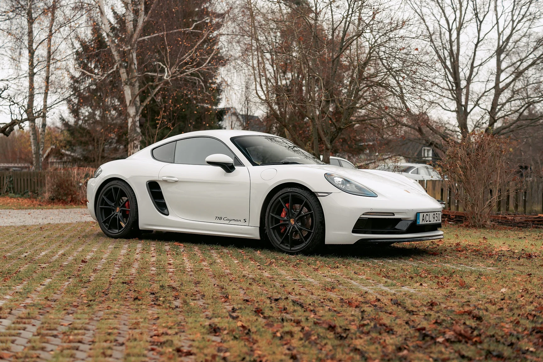 Exteriörbild på 2017 Porsche 718 Cayman S (10)