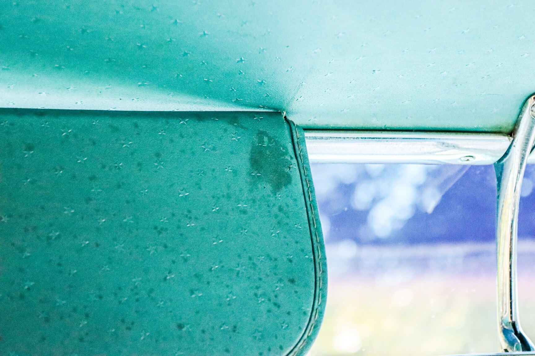 Interior image of 1958 Pontiac Bonneville
