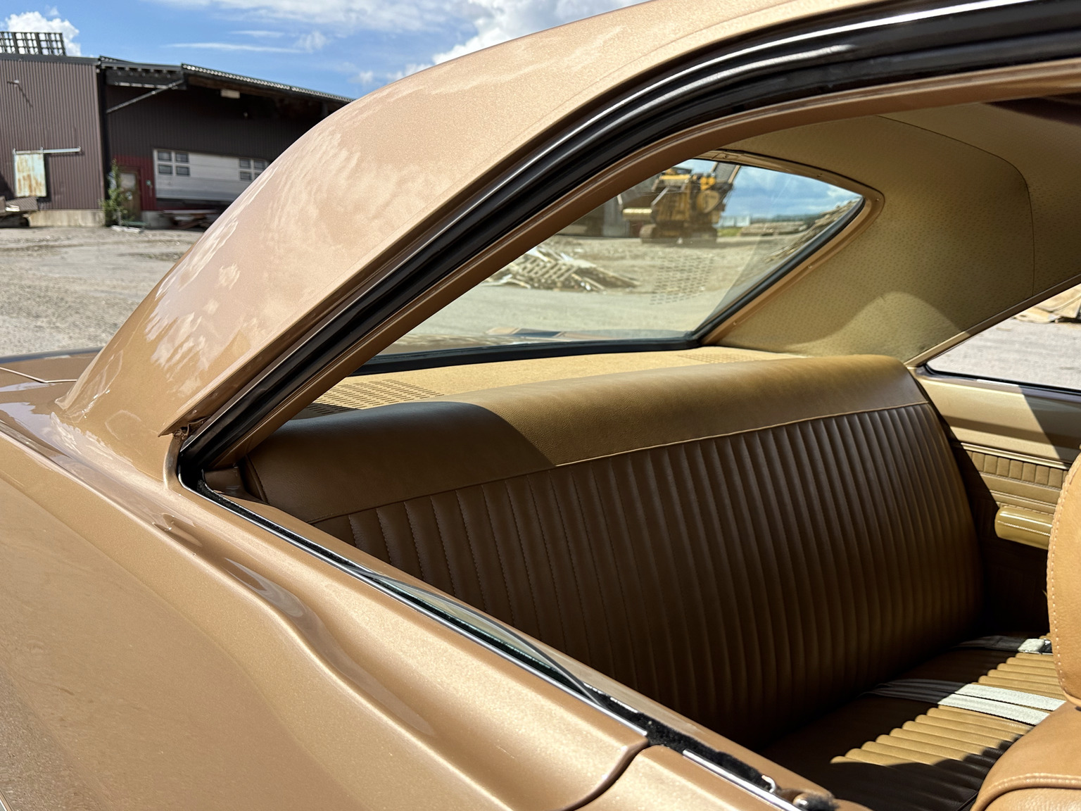 Exteriörbild på 1969 Dodge Dart Swinger 340