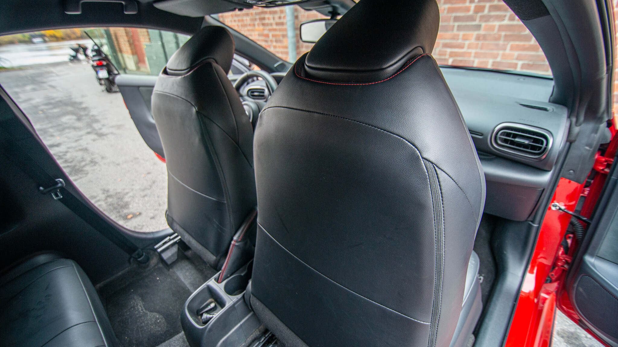 Interiörbild 2021 Toyota GR Yaris 