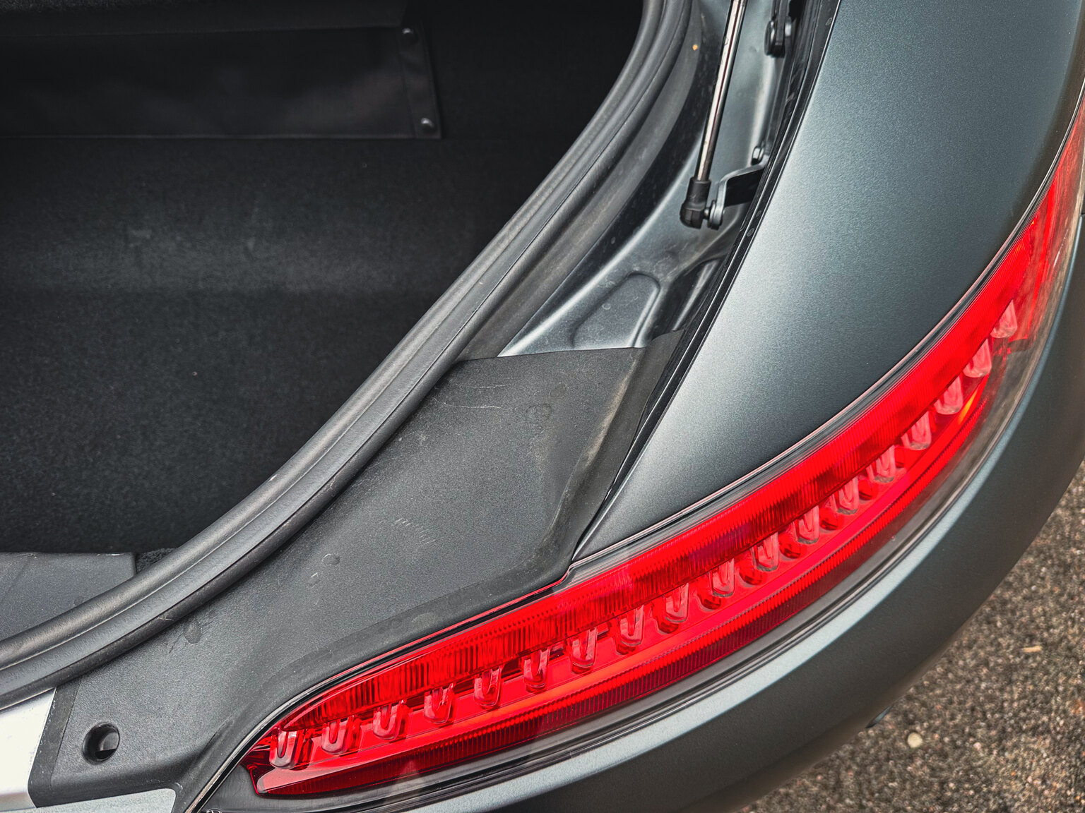 Interiörbild 2018 Mercedes Benz AMG GT C