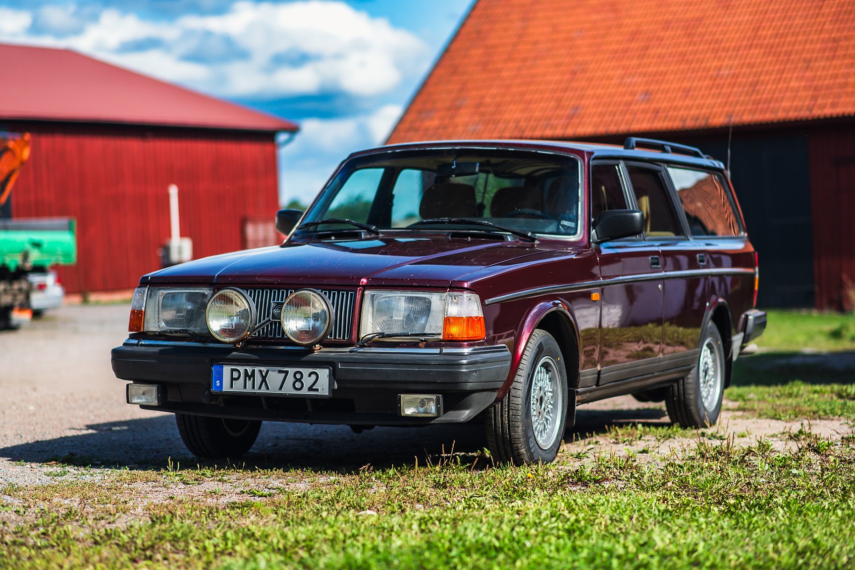 Exteriörbild på 1993 Volvo 245 GL Classic "No Reserve Auction"