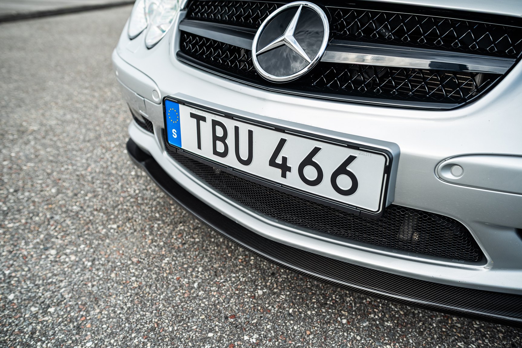 Exterior image of 2002 Mercedes SL 55 AMG