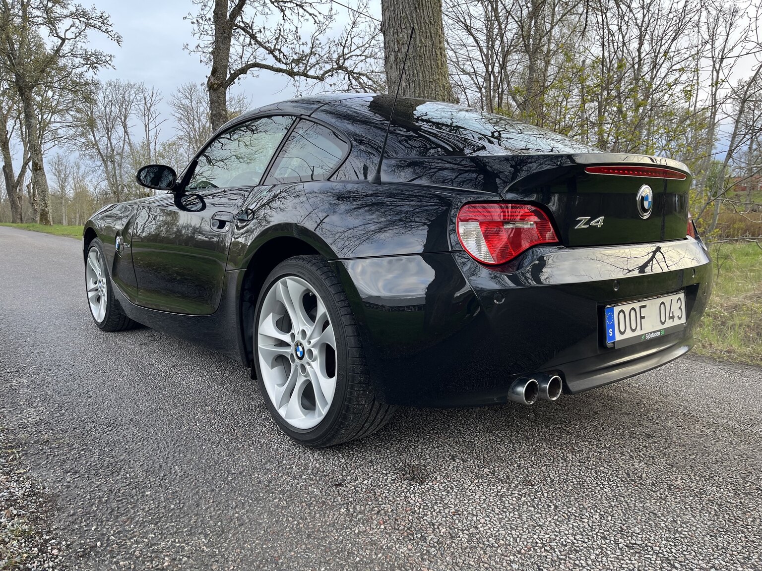 Exterior image of 2007 BMW Z4 3.0Si Coupé