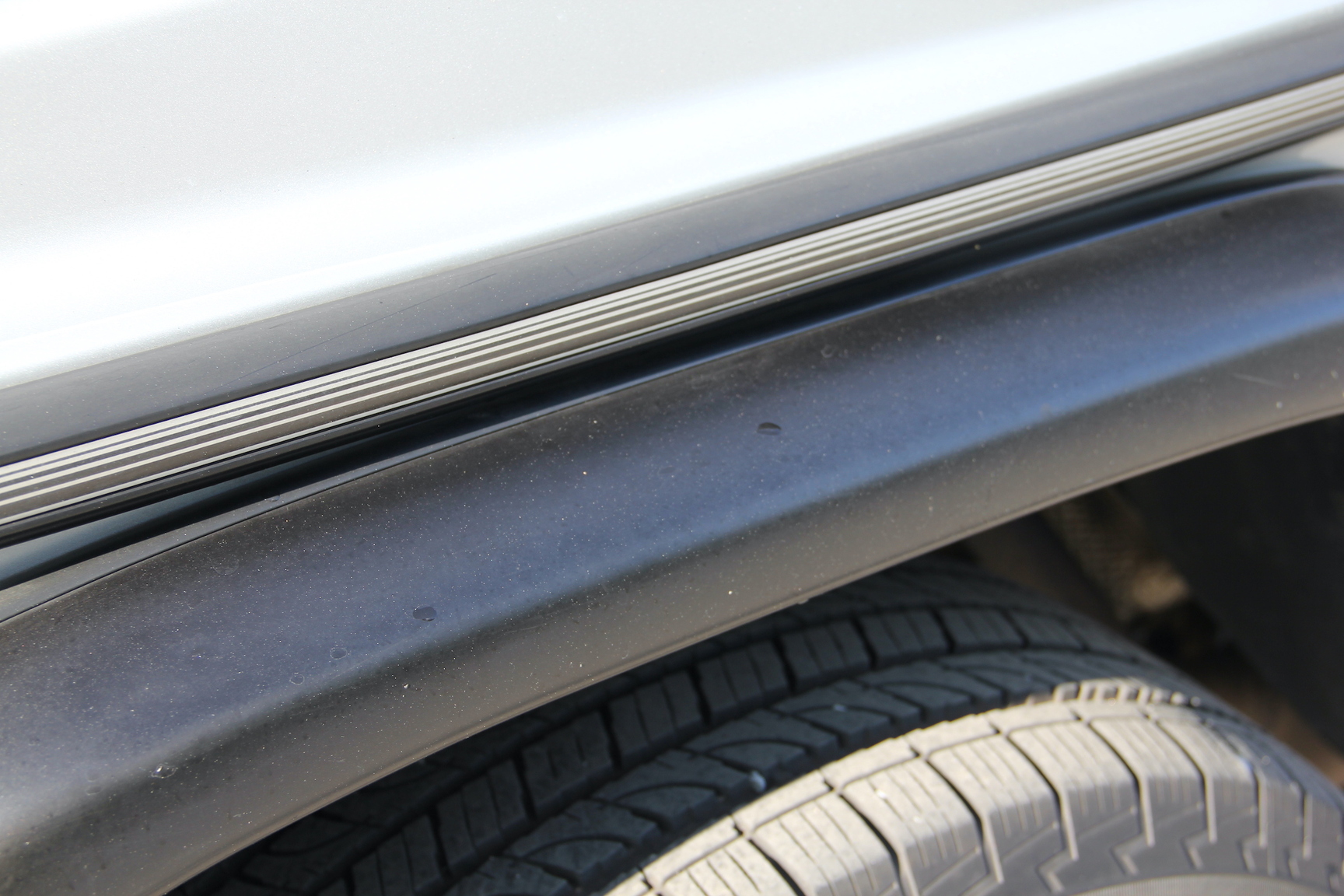 Exterior image of 2002 Mercedes-Benz G 500 (37)