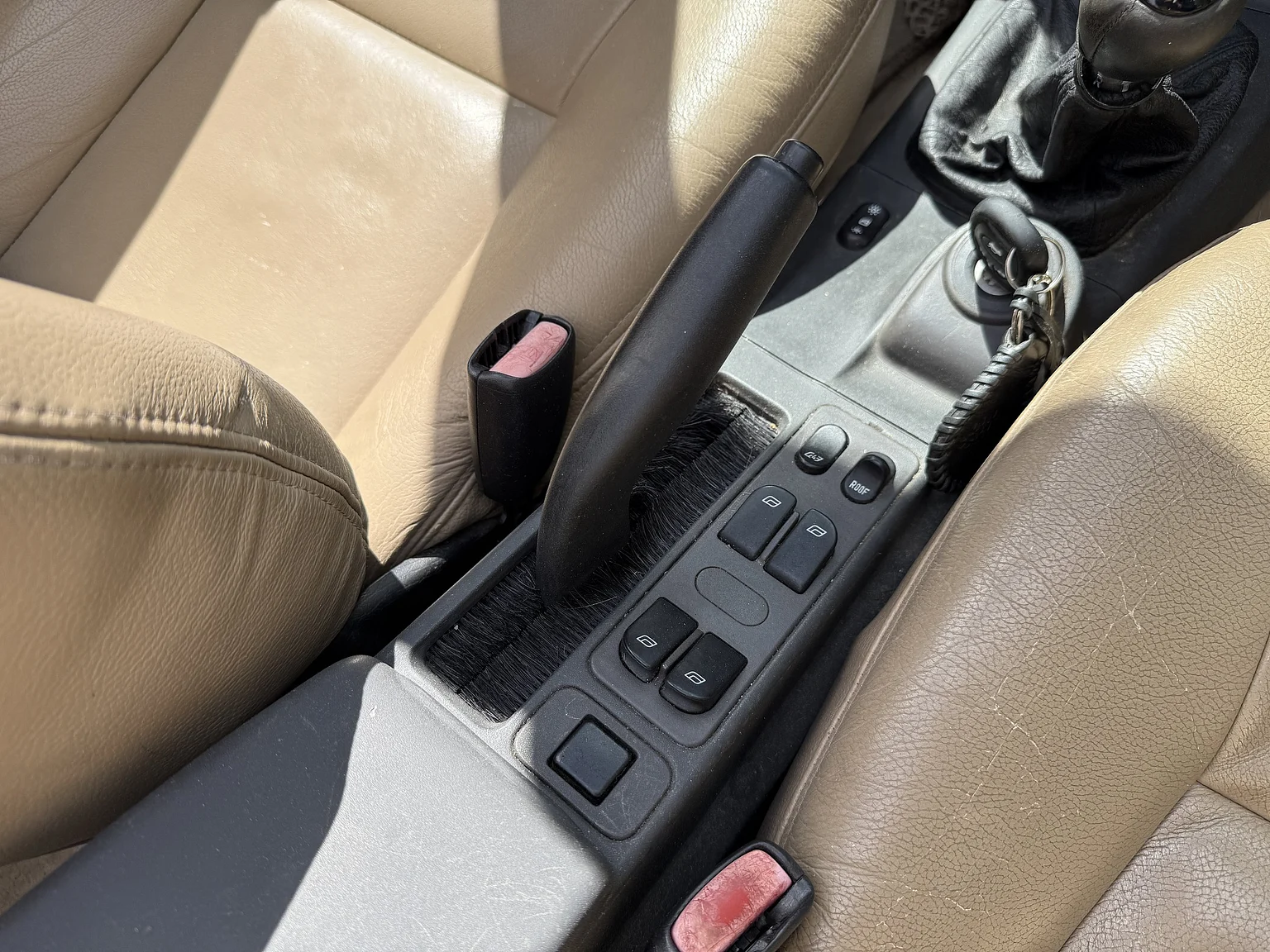 Innenraumfoto von 2002 Saab 9-3 2.0T SE Convertible – NO RESERVE (55)