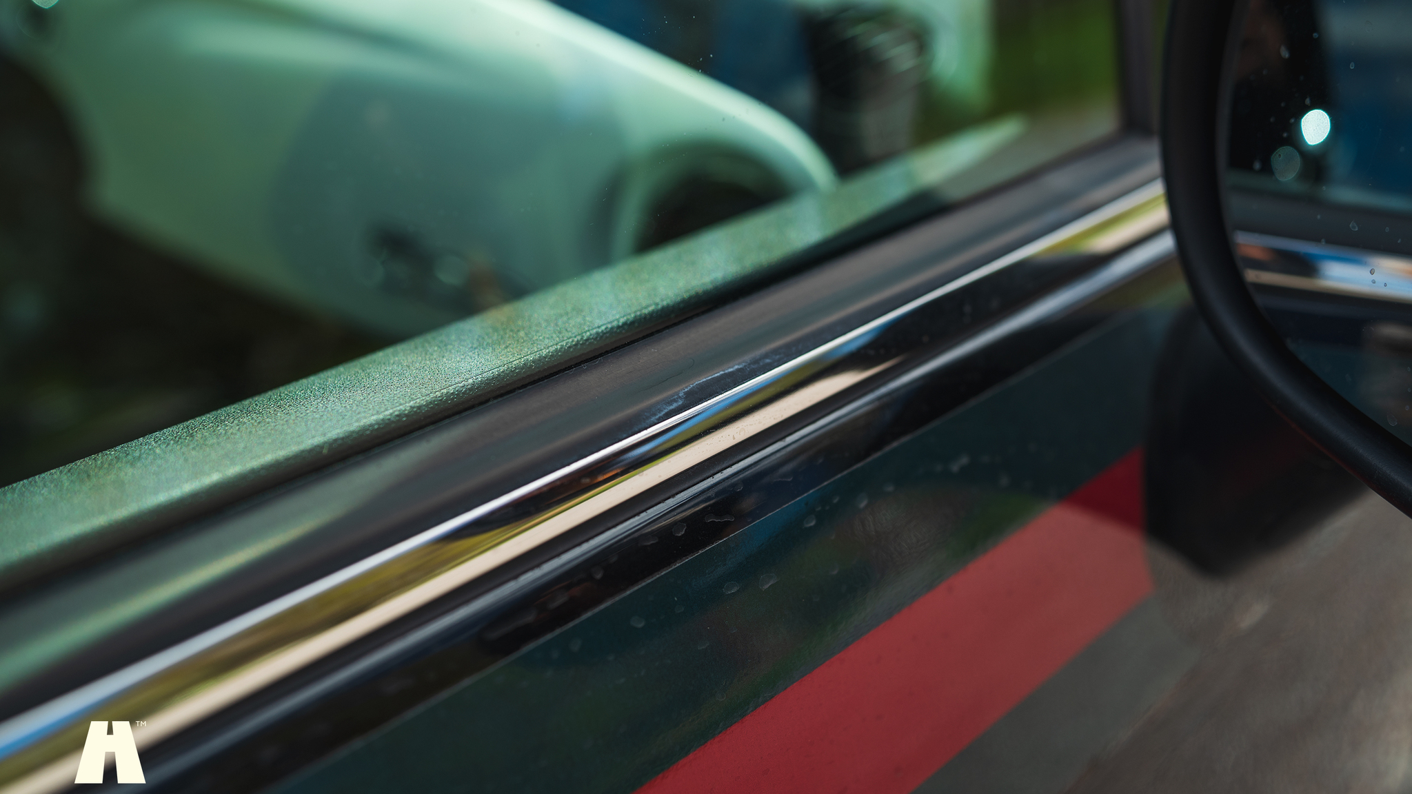 Exterior image of 2012 FIAT 500 GUCCI