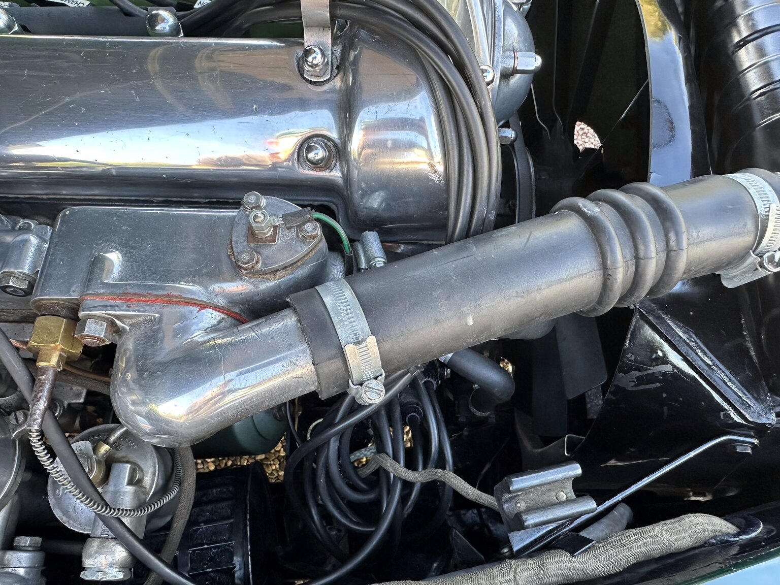 Image of 1958 Jaguar XK150 mechanics