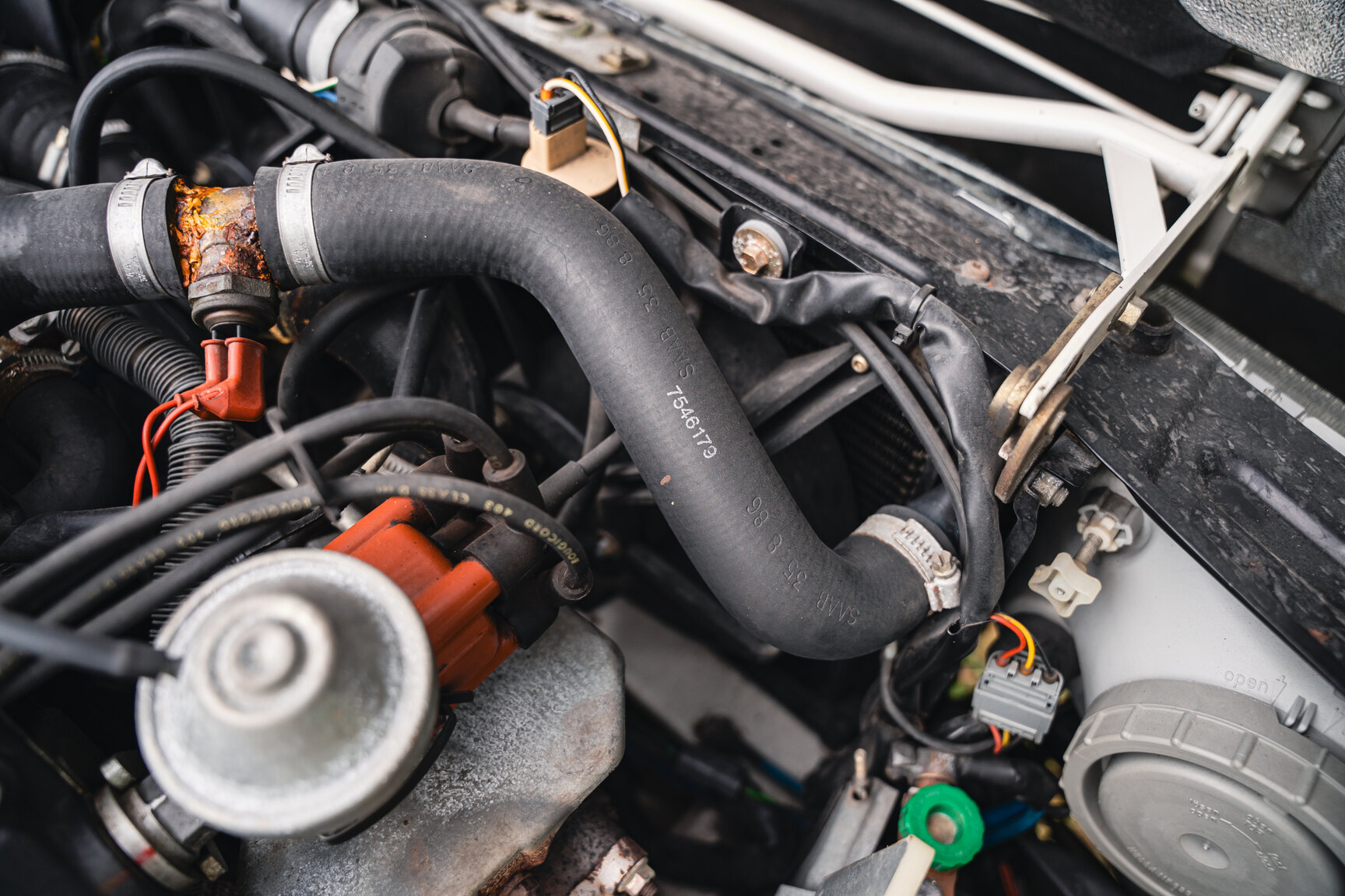 Image of 1987 Saab 900 Turbo Convertible mechanics