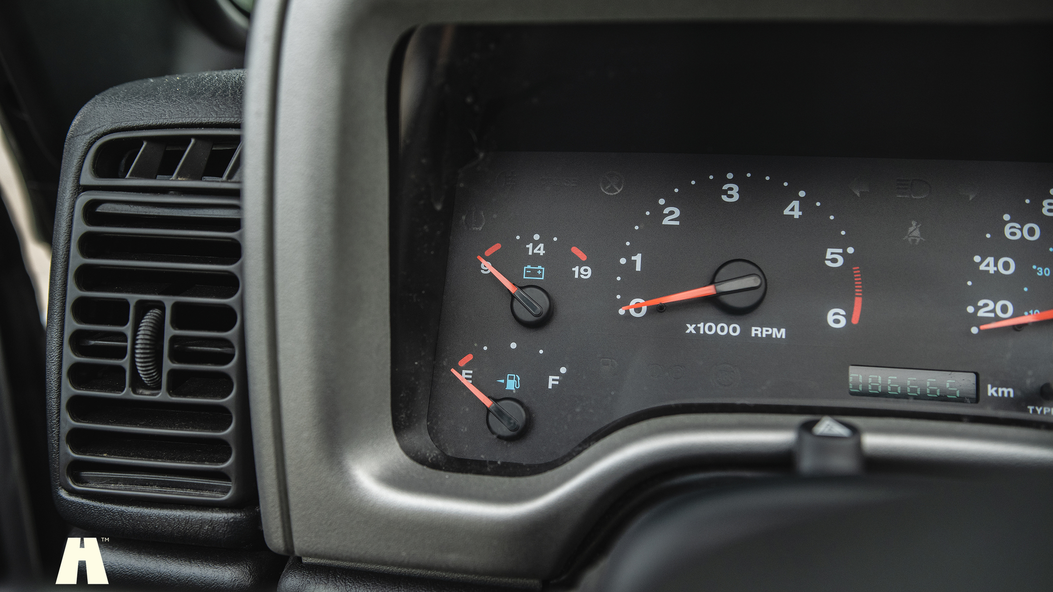 Innenraumfoto von 2006 Jeep Wrangler 4.0L Sahara 