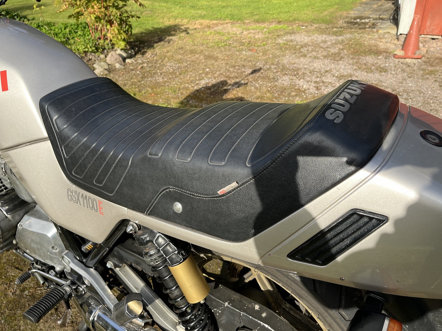 Exteriörbild på 1982 Suzuki GSX1100 - NO RESERVE