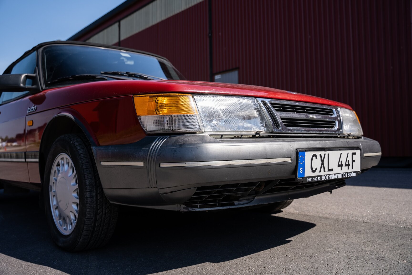 Exterior image of 1988 Saab 900 Turbo Convertible