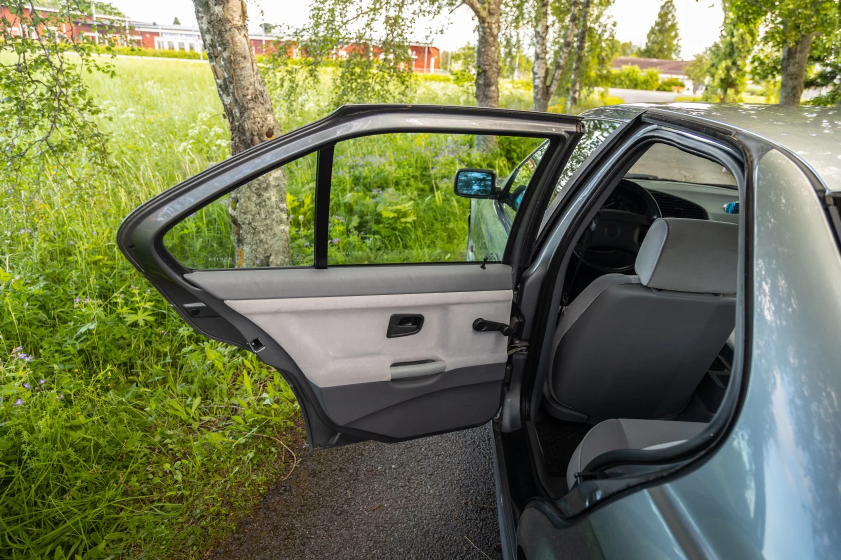 Innenraumfoto von 1994 BMW 318i - NO RESERVE (10)