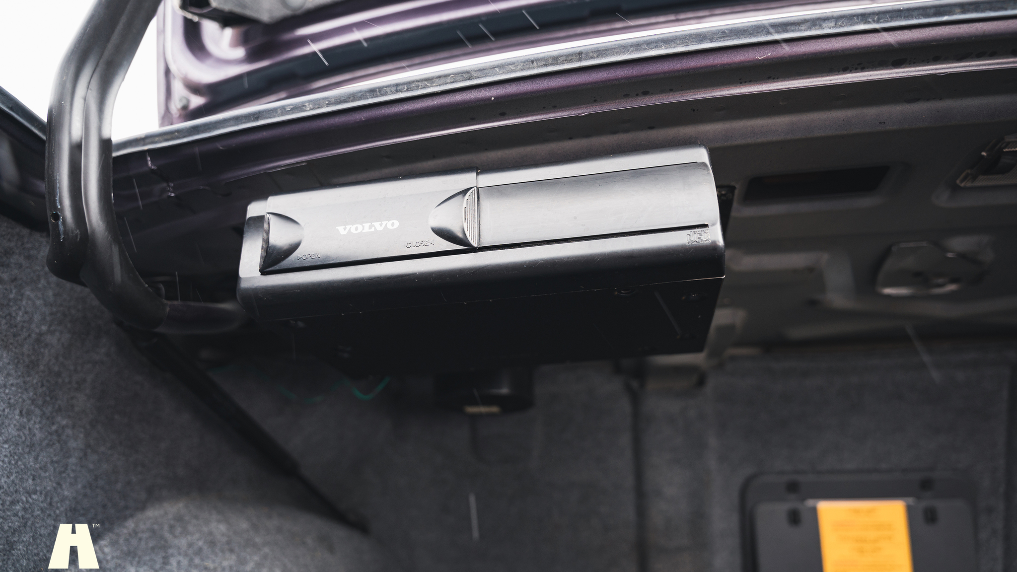 Interior image of 1995 Volvo 940 SE