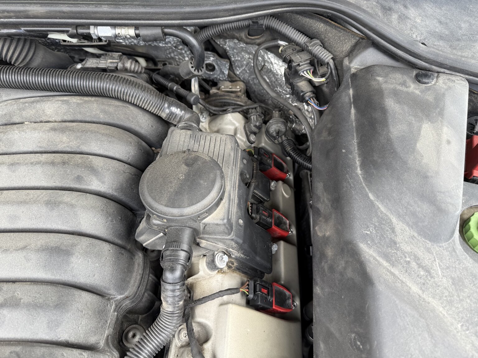 Image of 2013 Porsche Cayenne GTS mechanics