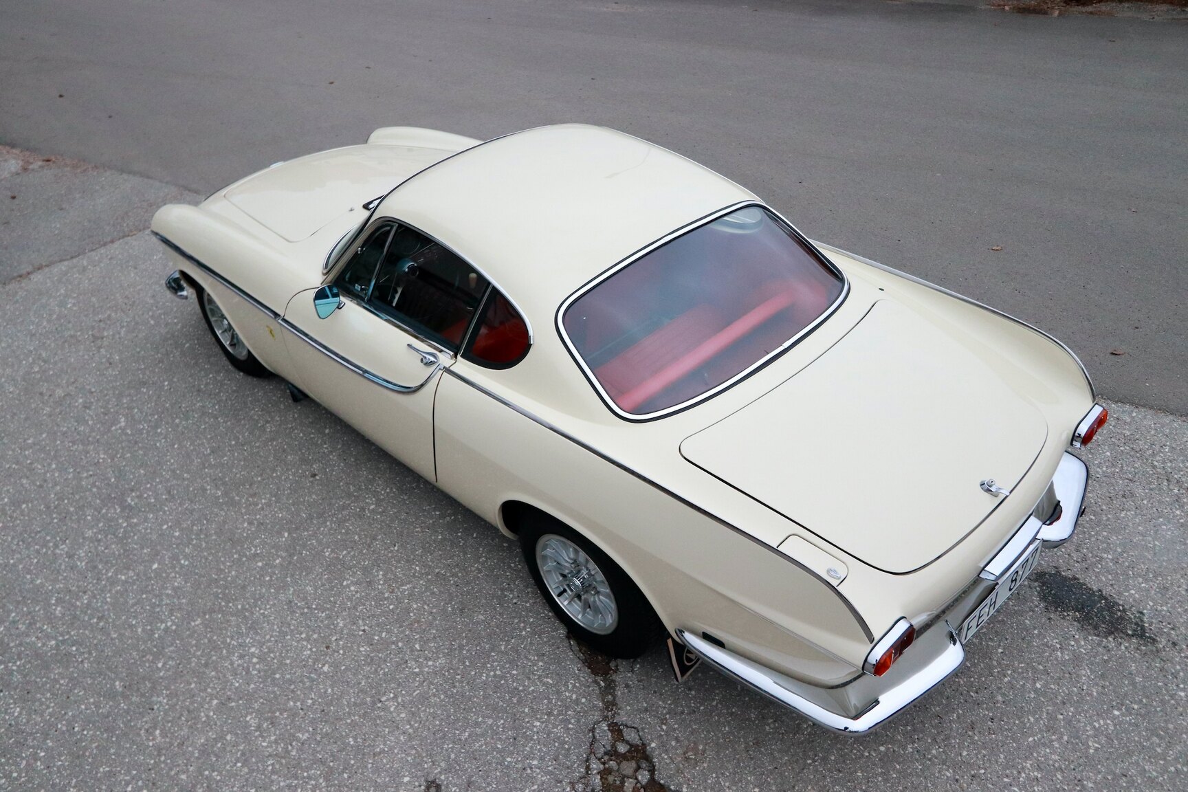 Exteriörbild på 1964 Volvo P 1800S