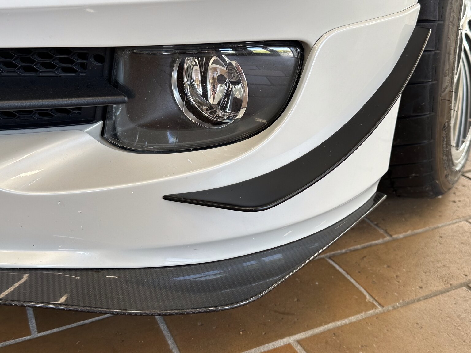 Exterior image of 2012 ALPINA B3 GT3 Switch-Tronic