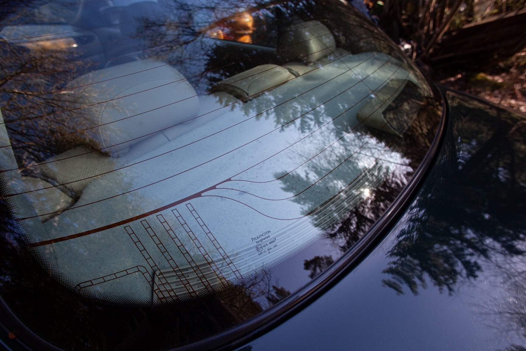 Exterior image of 1999 Jaguar S-Type V6