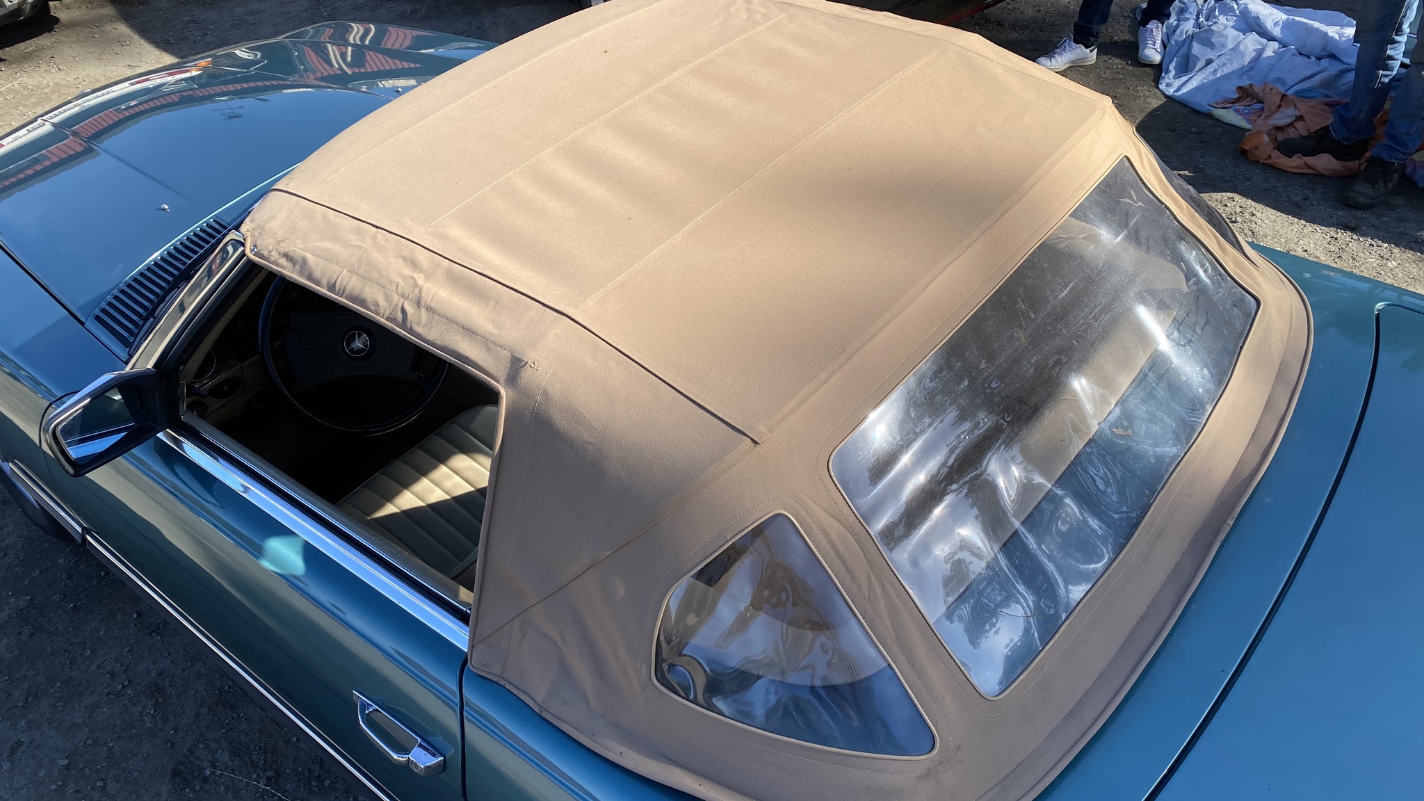 Exteriörbild på 1985 Mercedes-Benz 380 SL