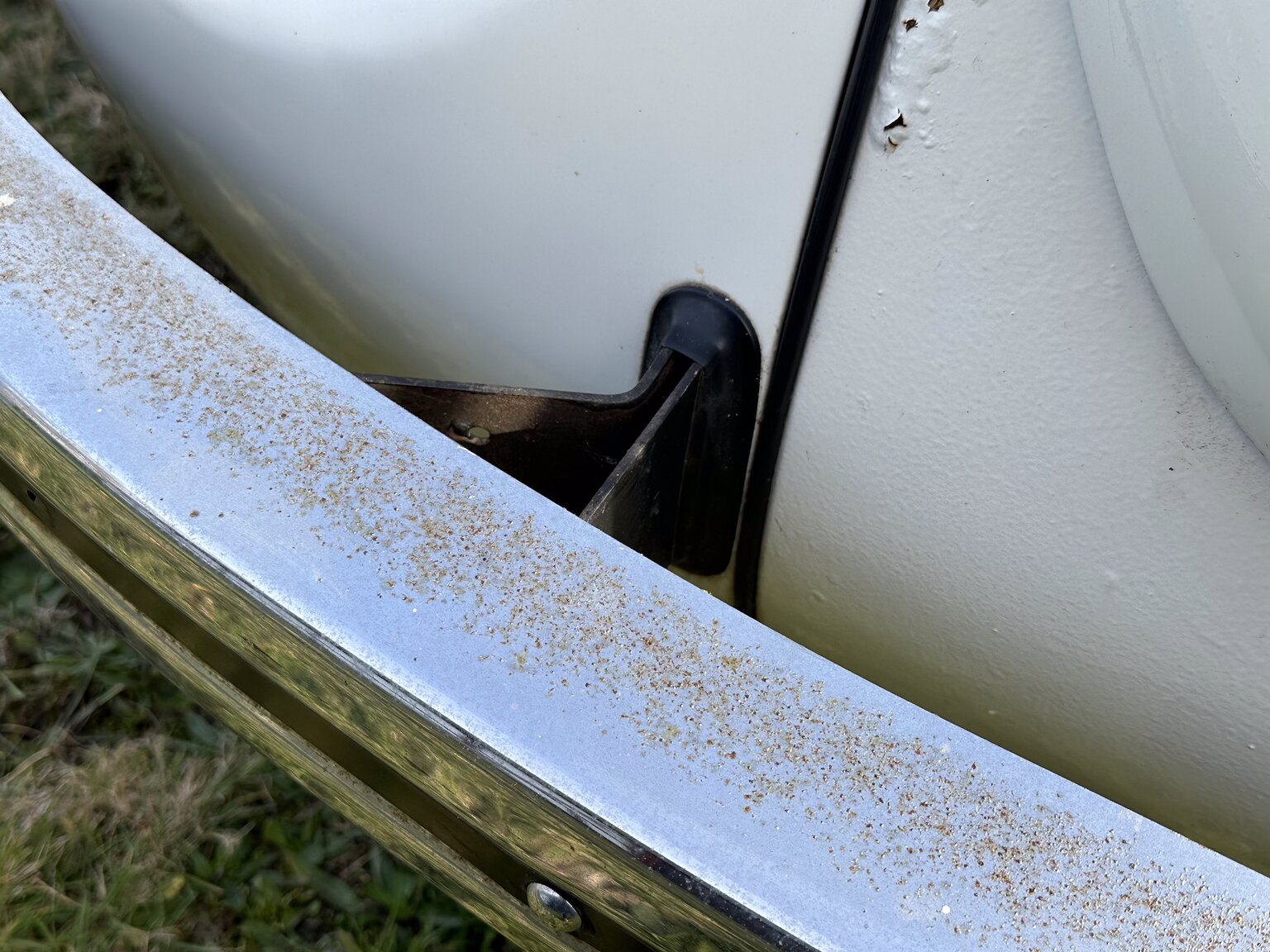 Exterior image of 1971 Volkswagen Beetle 1302 S