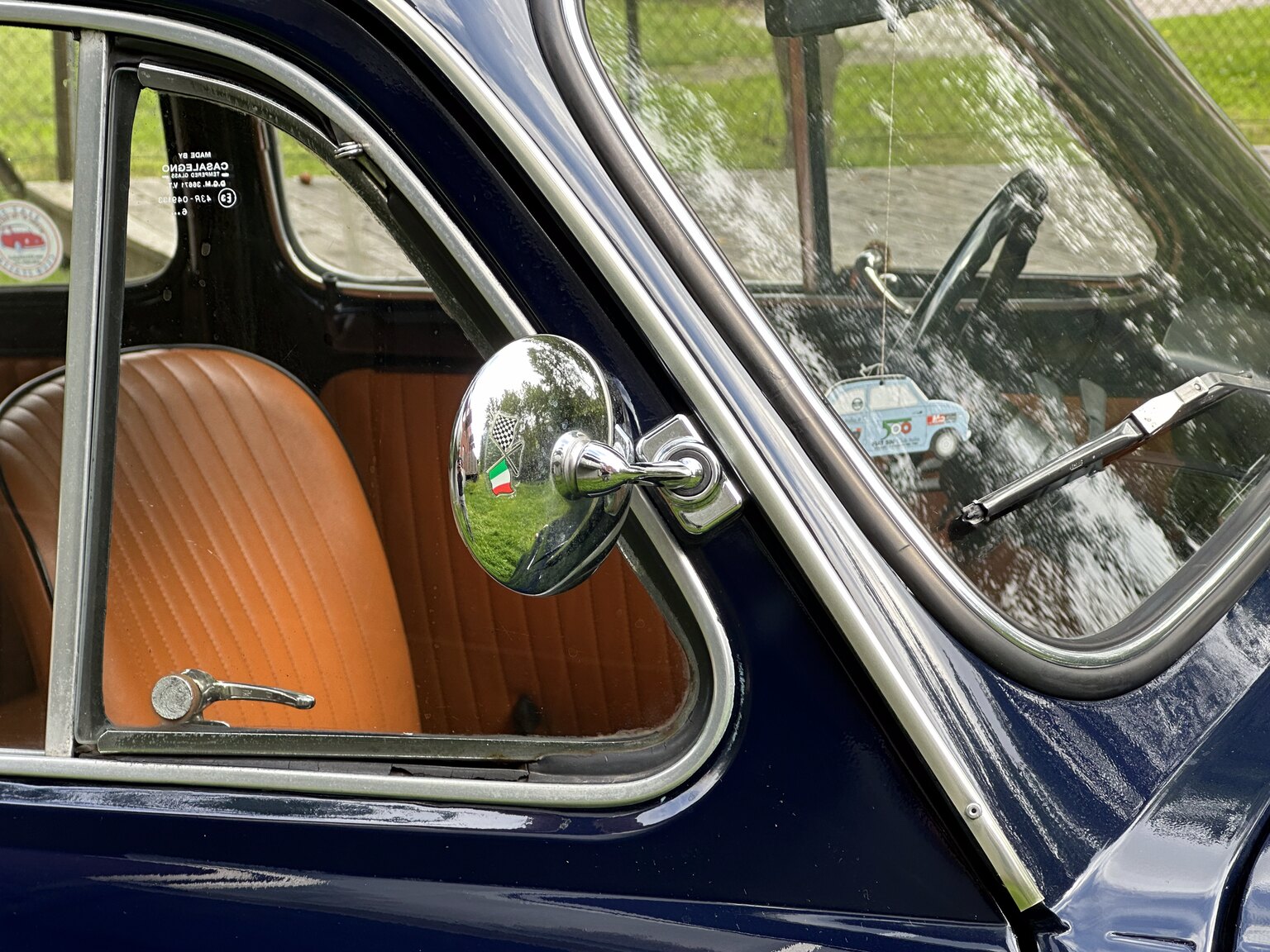 Exterior image of 1971 Fiat 500 L (18)