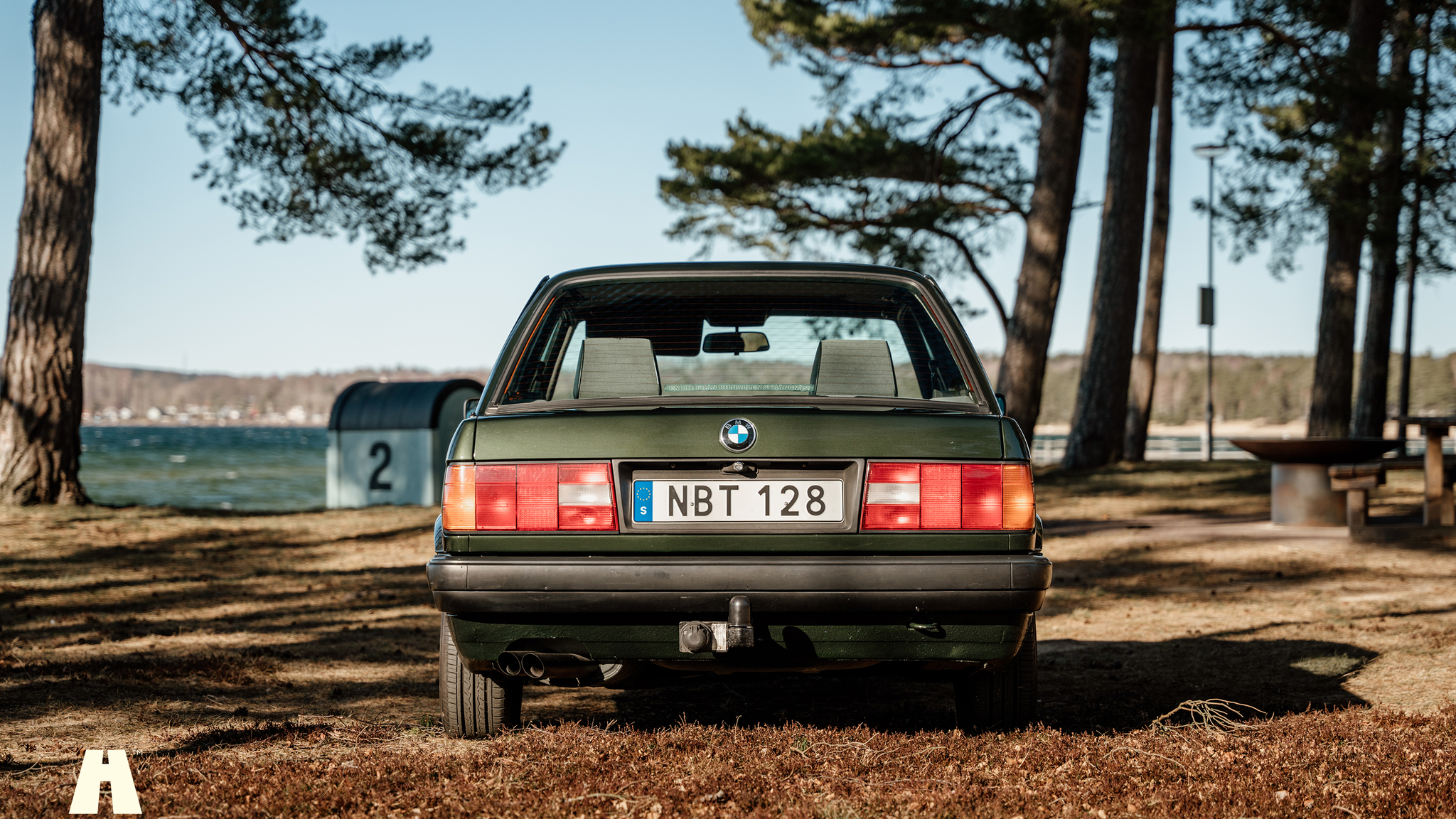 Exterior image of 1988 BMW 325 Coupé (6)