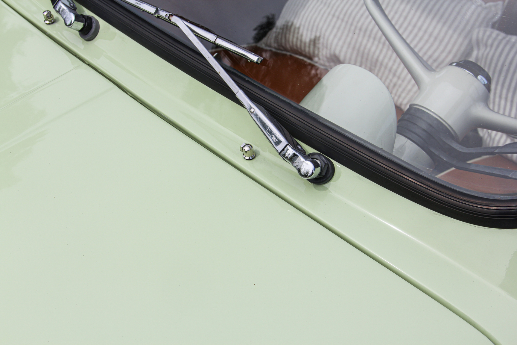 Exterior image of 1970 Fiat 500 Lusso