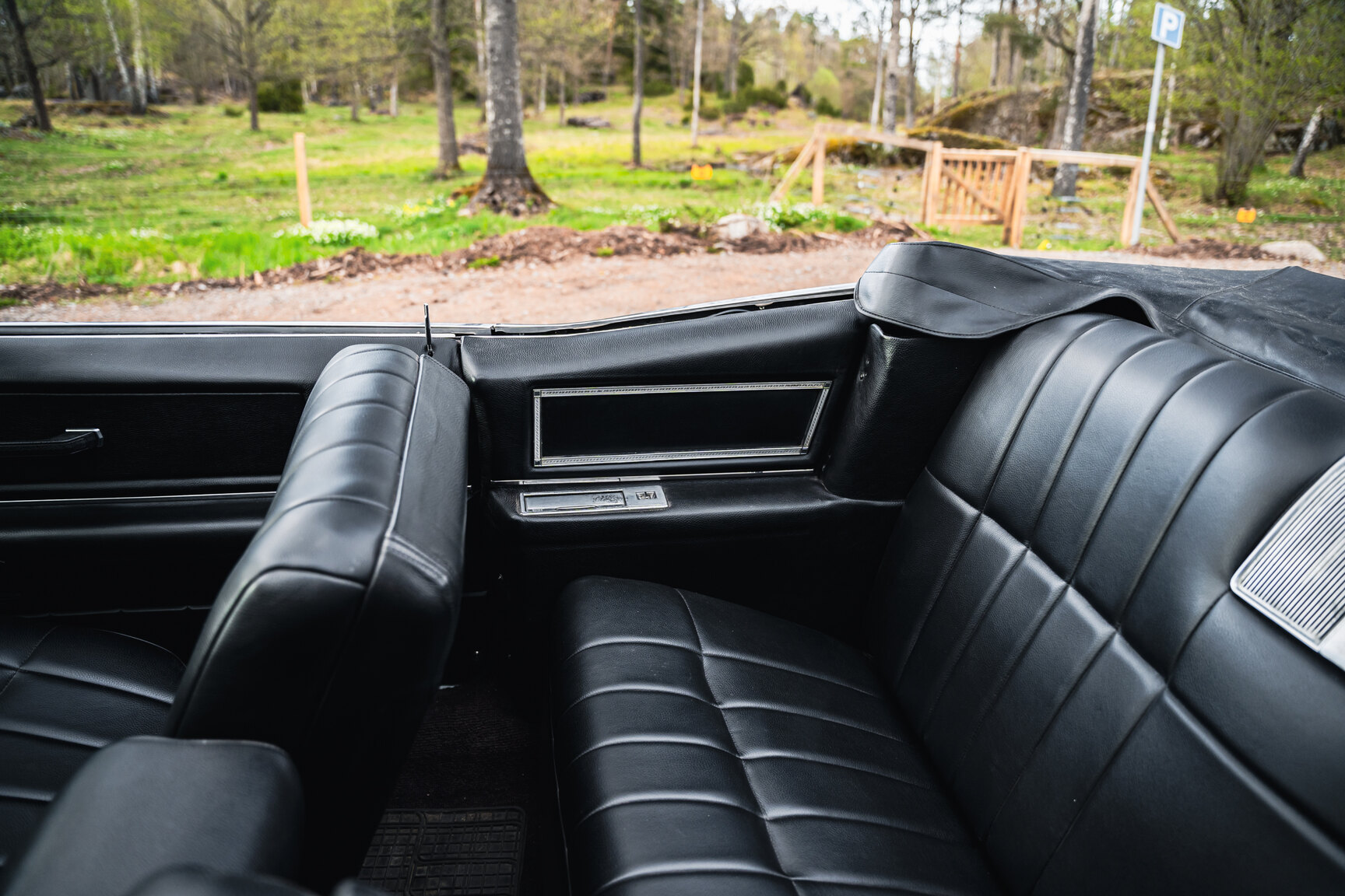 Interior image of 1968 Cadillac De Ville Convertible